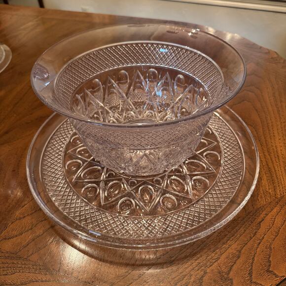 Vintage Salad Bowl 10 7/8" Cape Cod by Imperial Glass Ohio Glassware - Picture 6 of 8